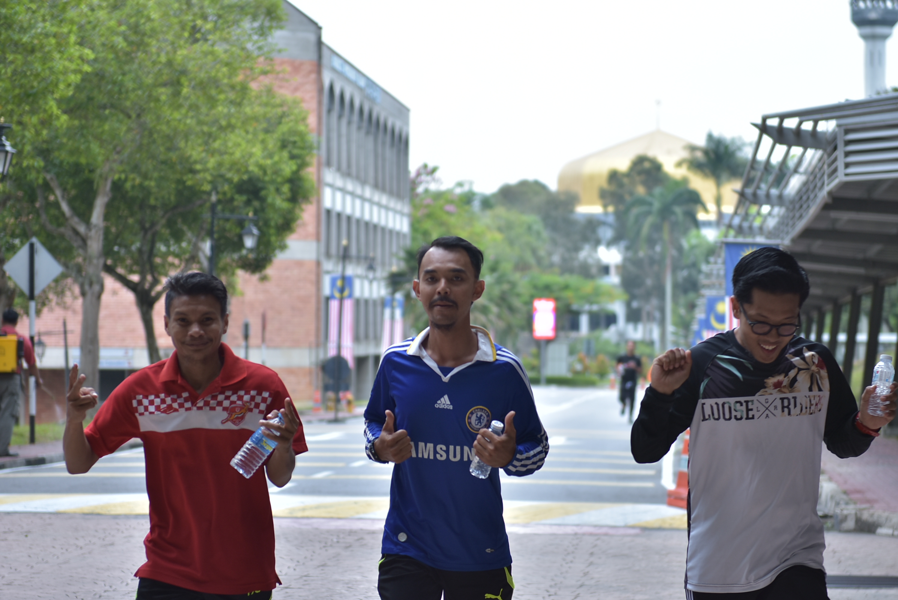 UKM 9415
